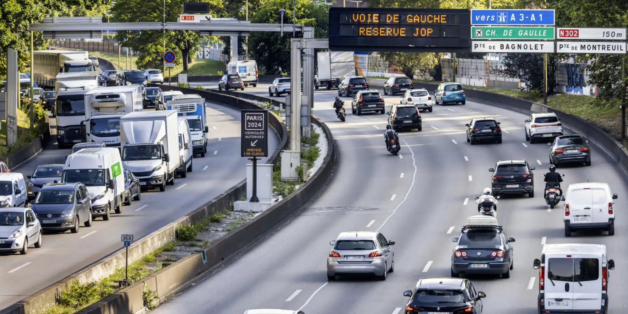 découvrez les enjeux du scepticisme face à la vitesse de 50 km/h. cet article explore les débats autour des limites de vitesse, leurs impacts sur la sécurité routière et les perceptions des conducteurs. informez-vous sur les arguments pour et contre cette réglementation cruciale.