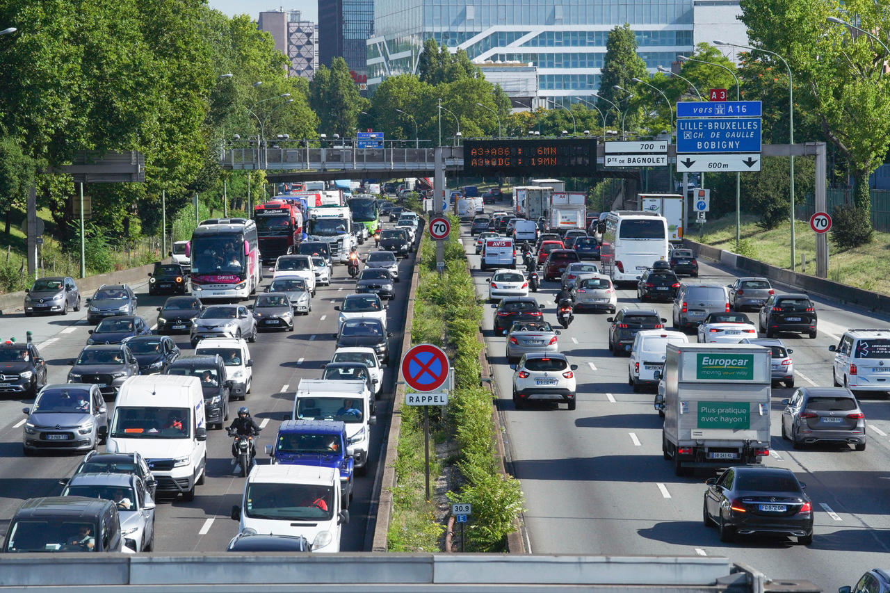 découvrez le vaste projet du progrès périphérique parisien, qui transforme et modernise les infrastructures de transport autour de la capitale. informez-vous sur les améliorations apportées à la circulation, la sécurité et l'accessibilité, tout en contribuant à un environnement durable pour les habitants et les visiteurs de paris.